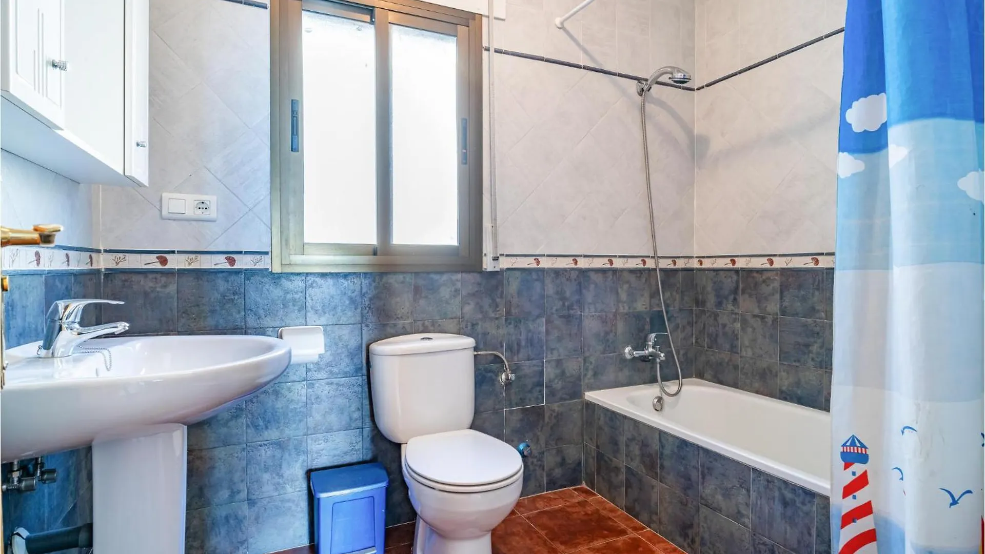 Pet Friendly Home In Sedella With Kitchenette Holiday home